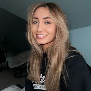 Meet your Posher, Frosia